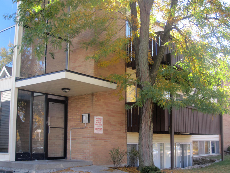 3-Bedroom at 915 S. Division