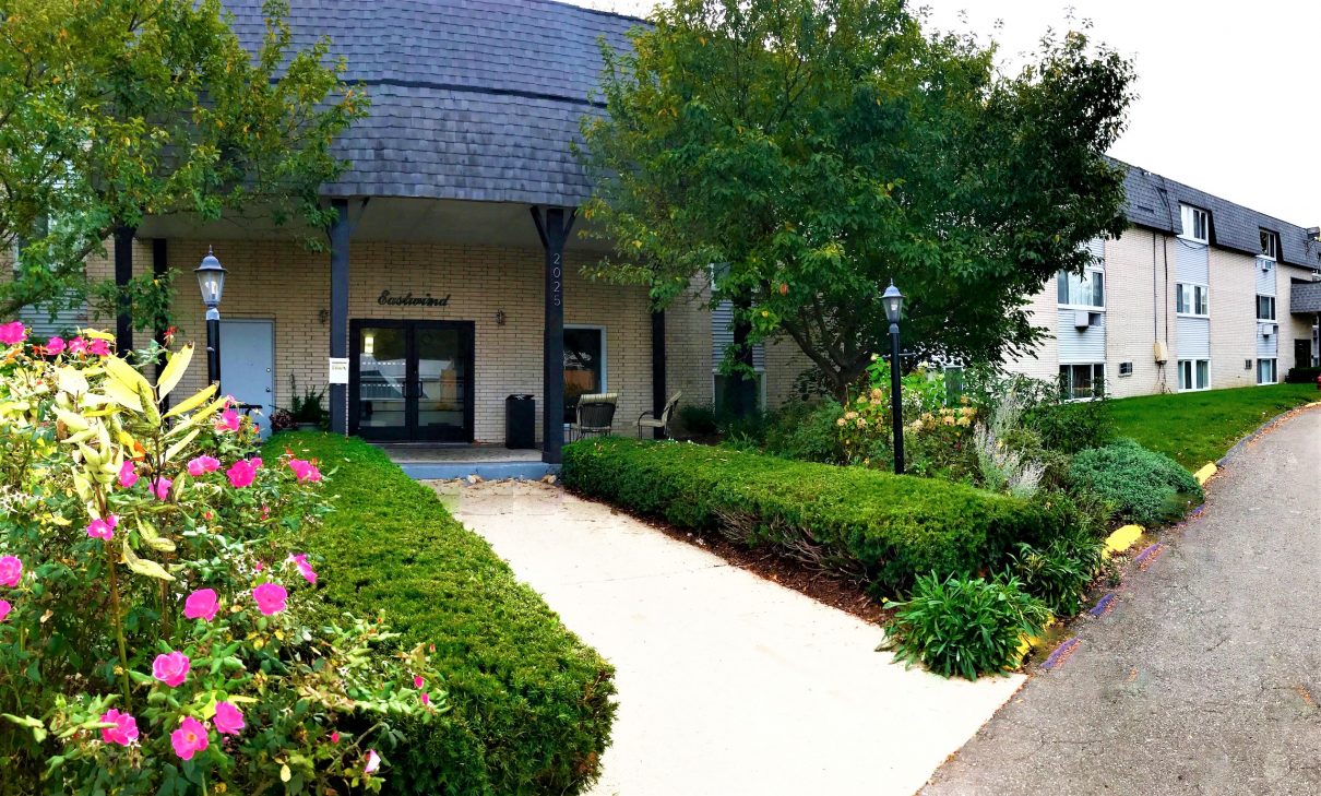 2 Bedrooms at Eastwind Apartments