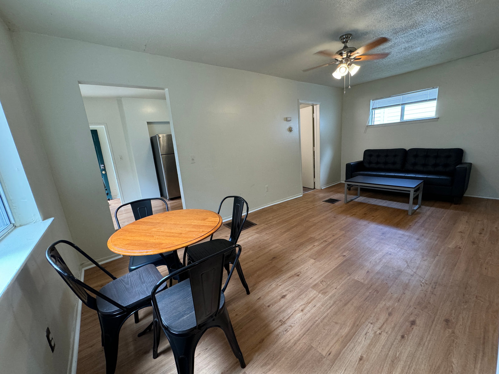4-Bedroom at 310 Beakes — photo 1