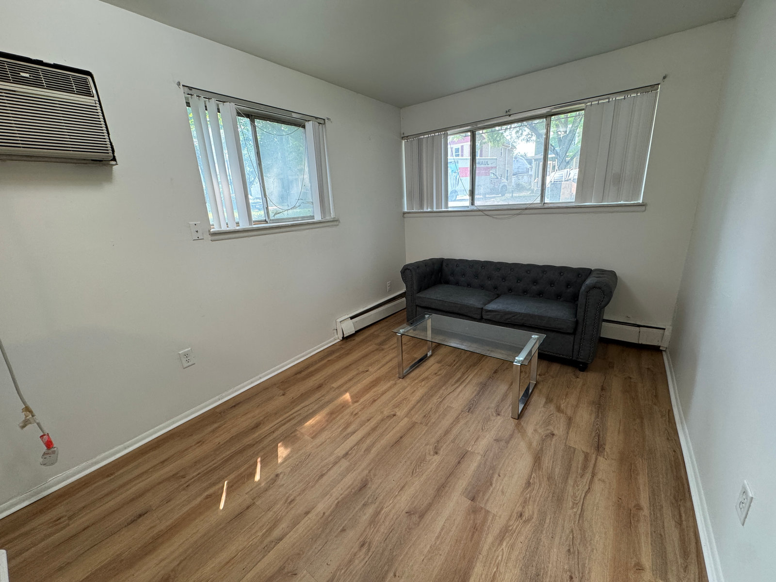 Apartment at 315 Catherine — photo 1