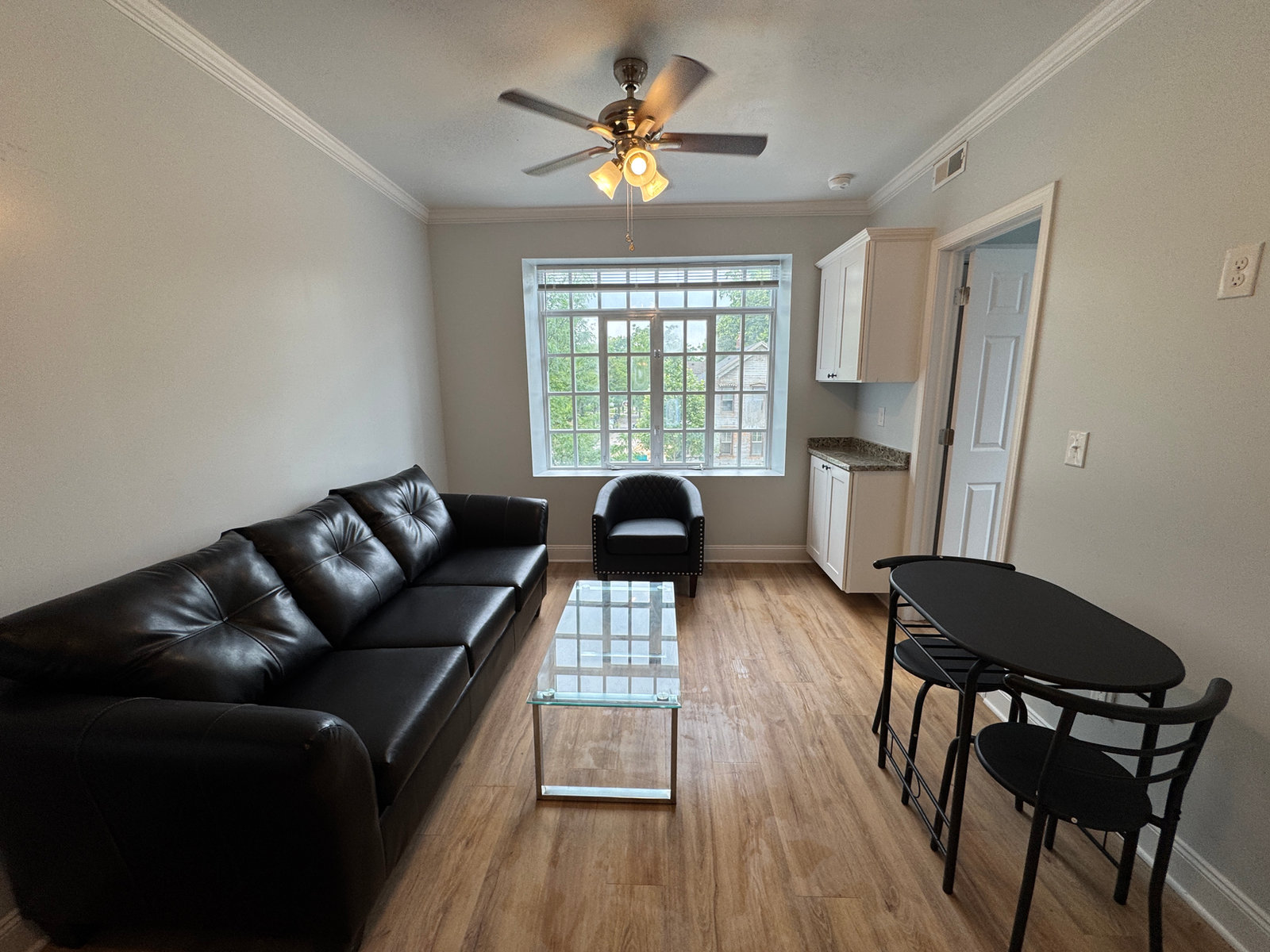 2-Bedroom at 322 N State