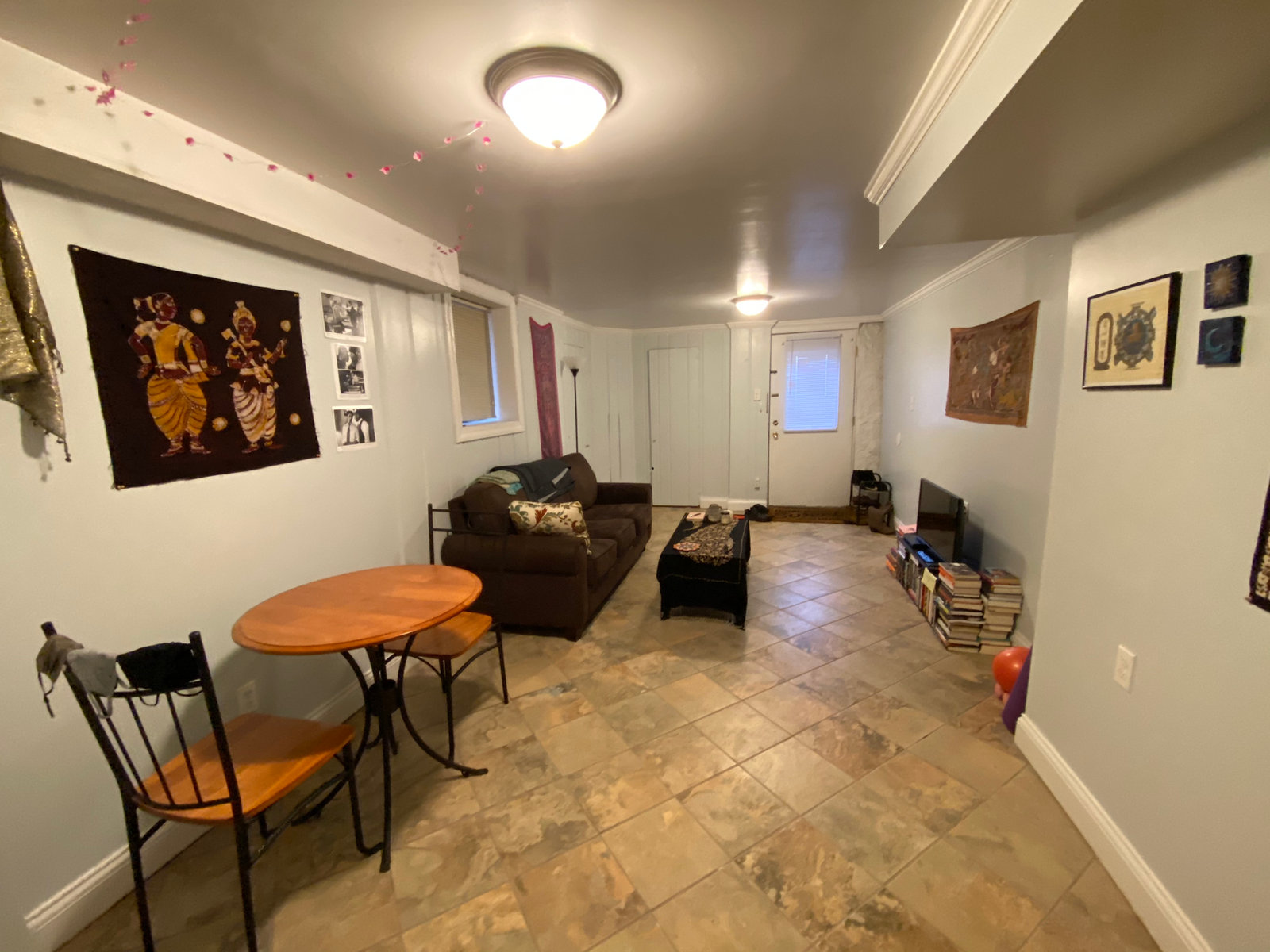 Apartment at 327 S Division
