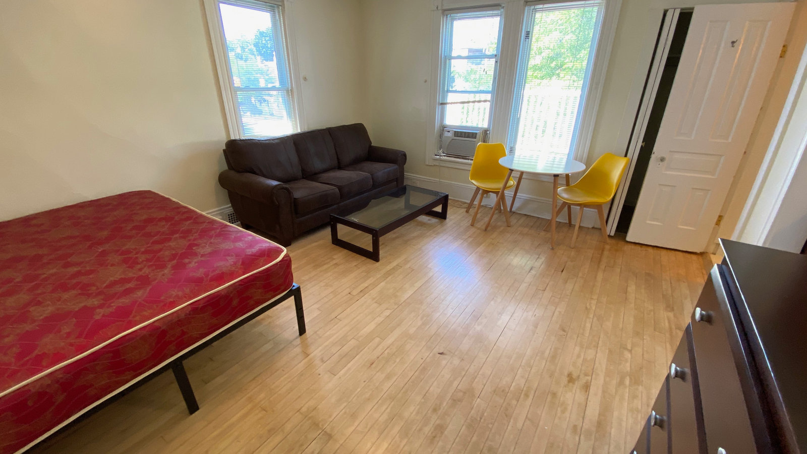 Apartment at 339 S Division