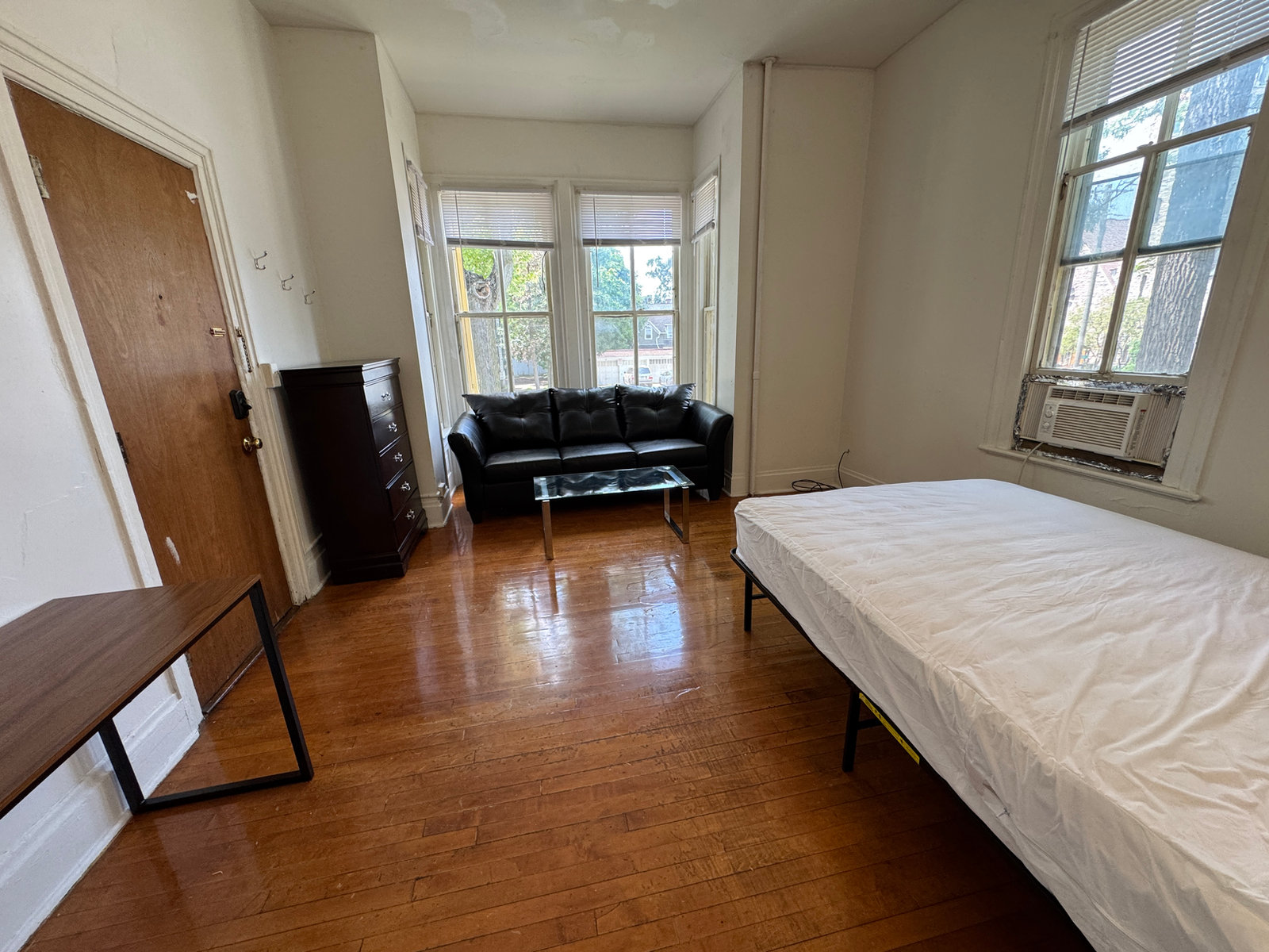 1-Bedroom at 410 N State — photo 1