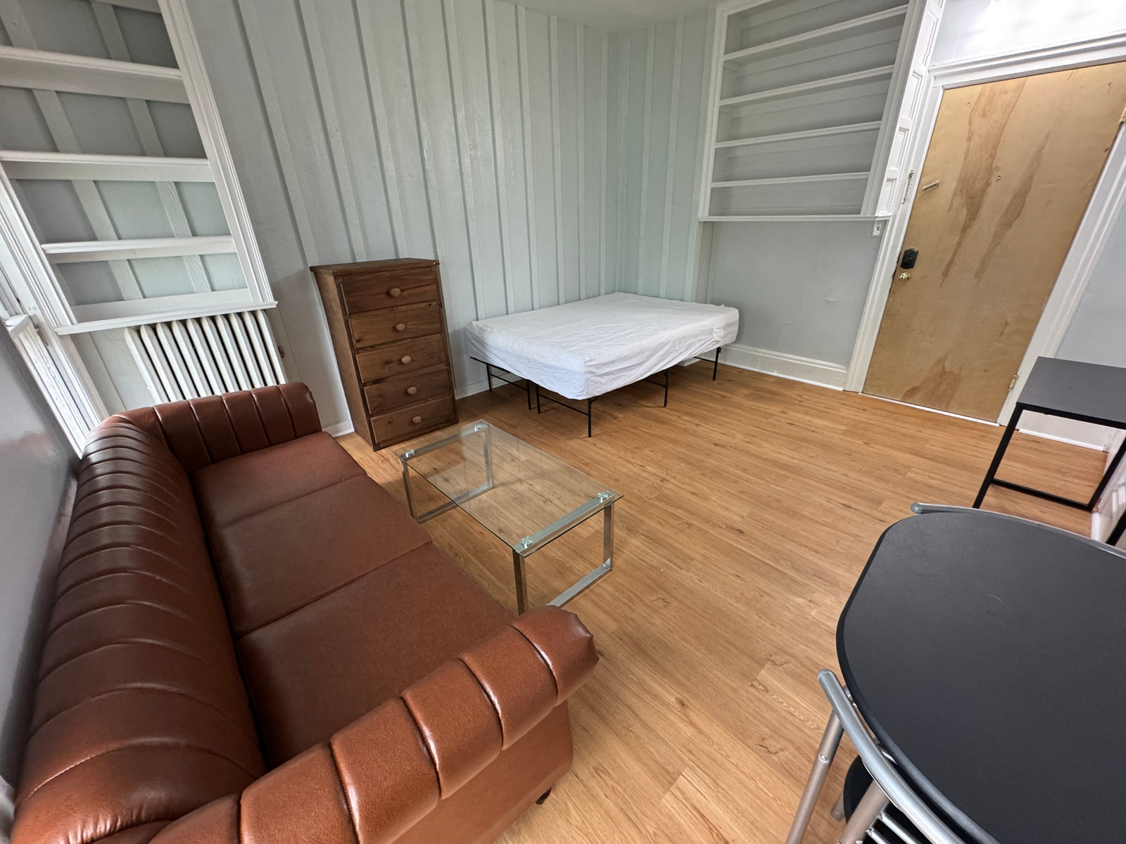 Apartment at 410 N State — photo 1