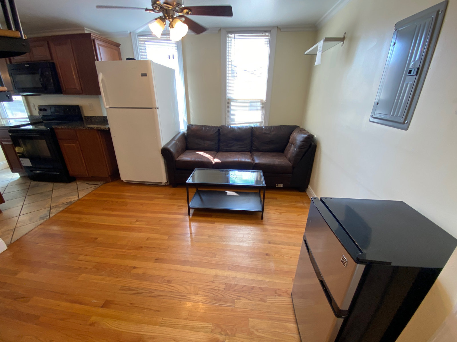 3-Bedroom at 416 E Huron
