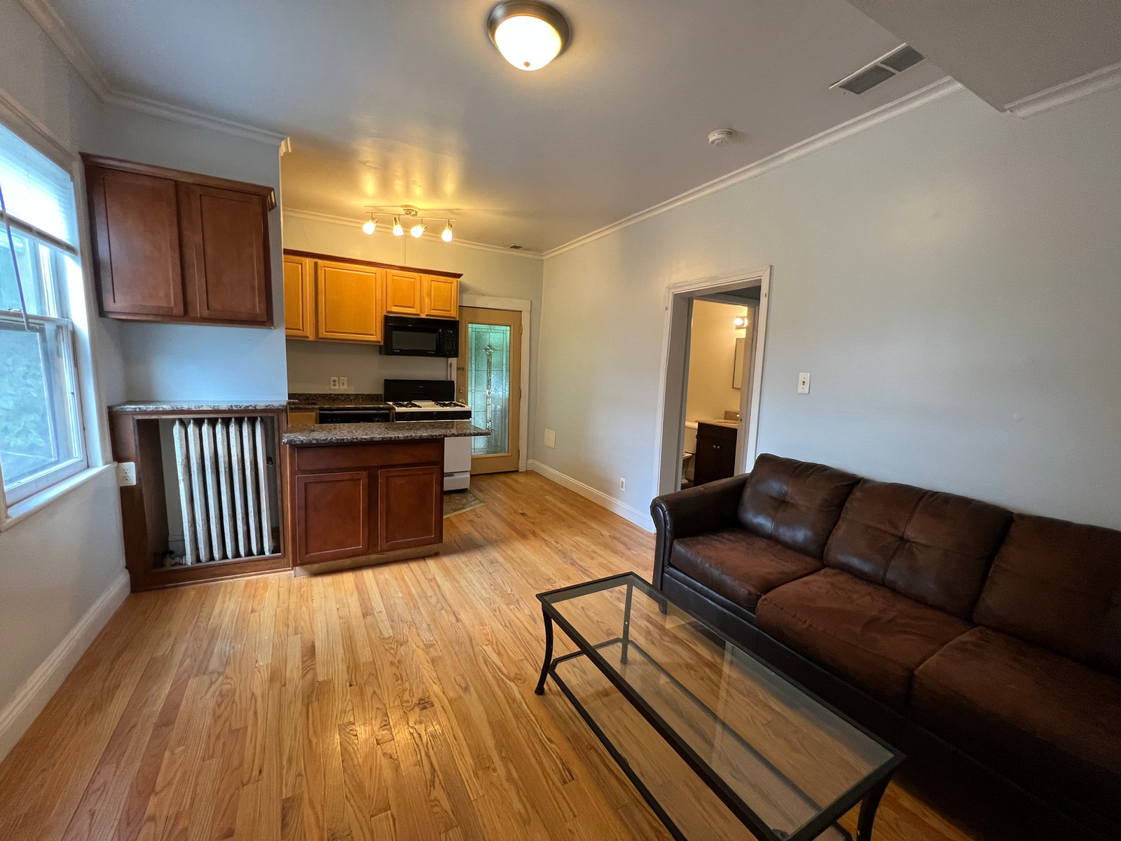 Apartment at 521 N Division