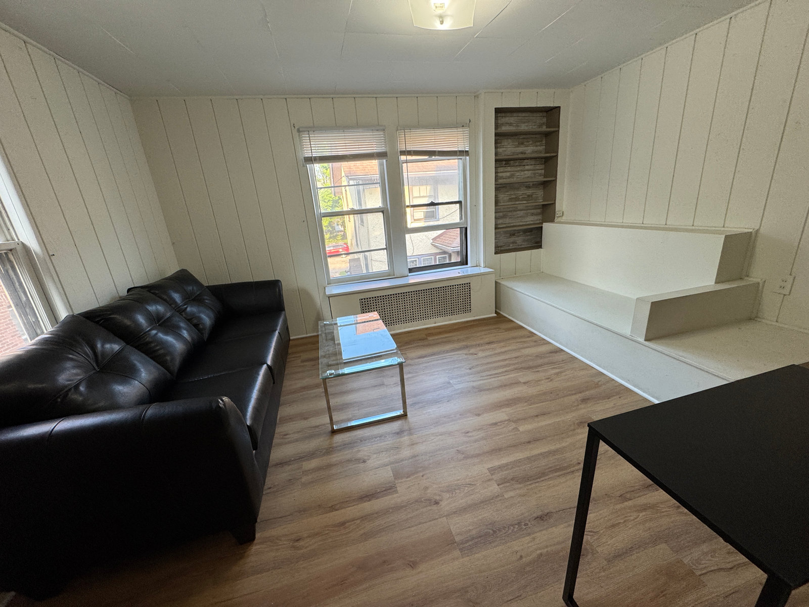 1-Bedroom at 815 E Ann