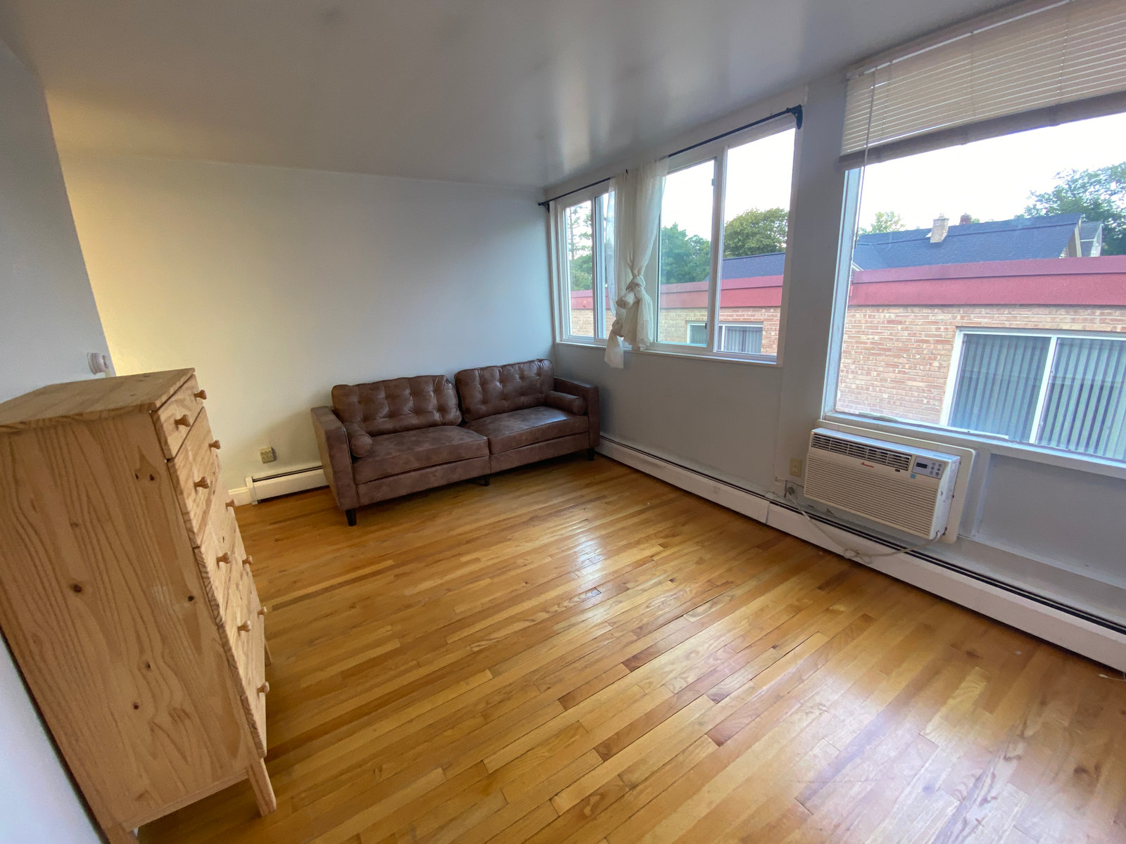 1-Bedroom at 908 Oakland