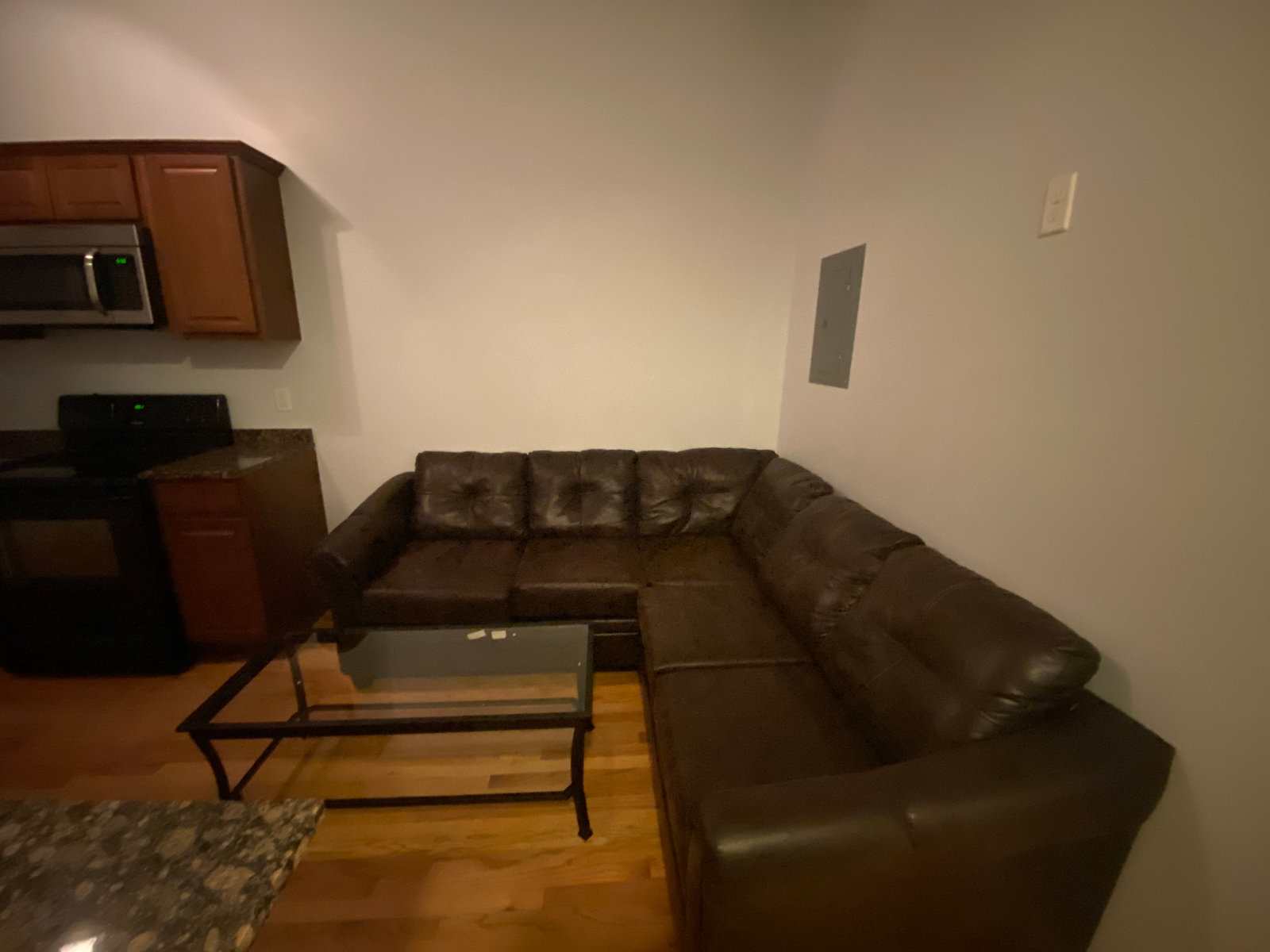Apartment at 915 Oakland